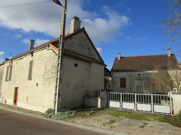 Offres de vente Maison Moulins-en-Tonnerrois 89310